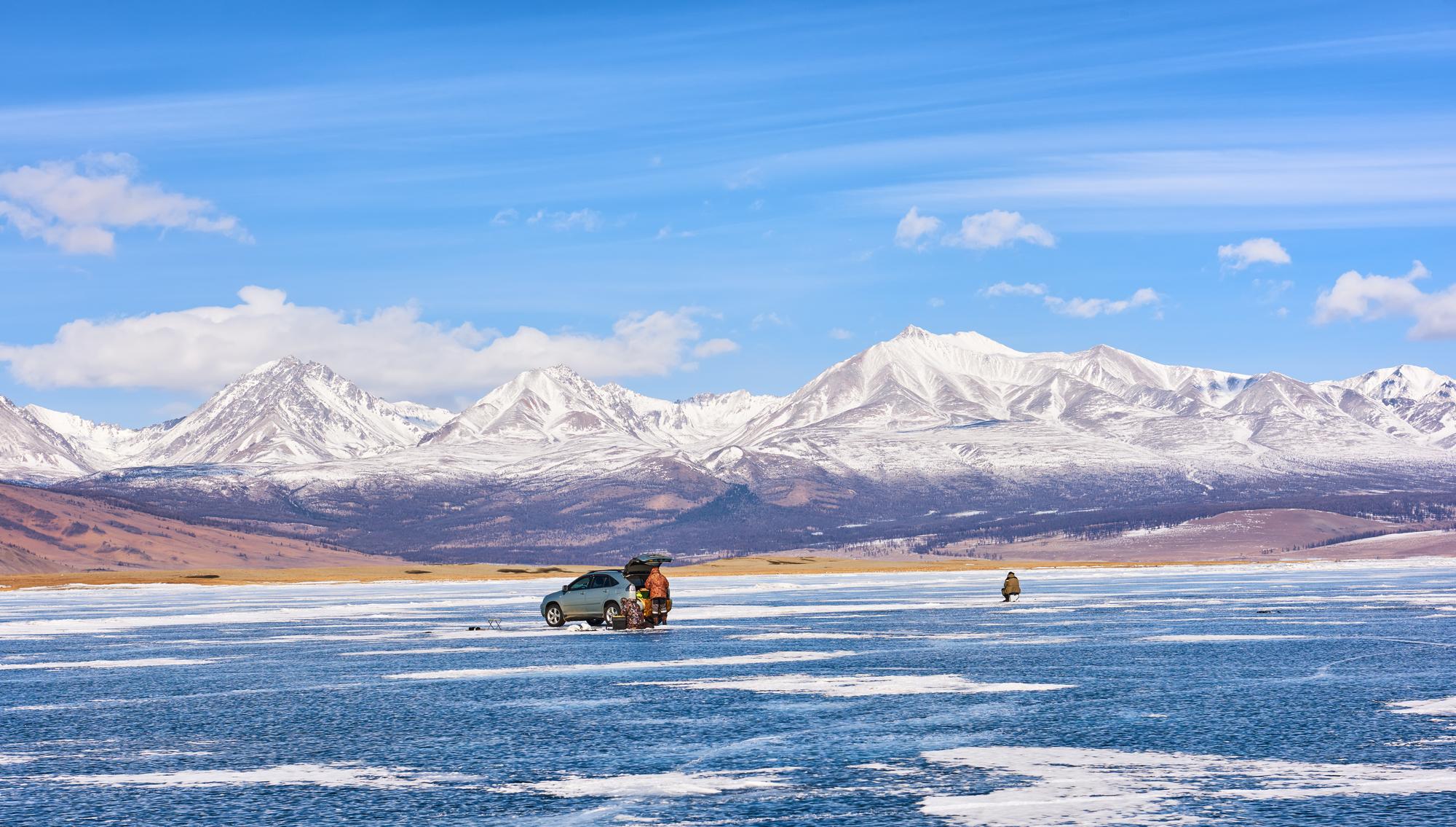 How Thick Should Ice Be For Ice Fishing?