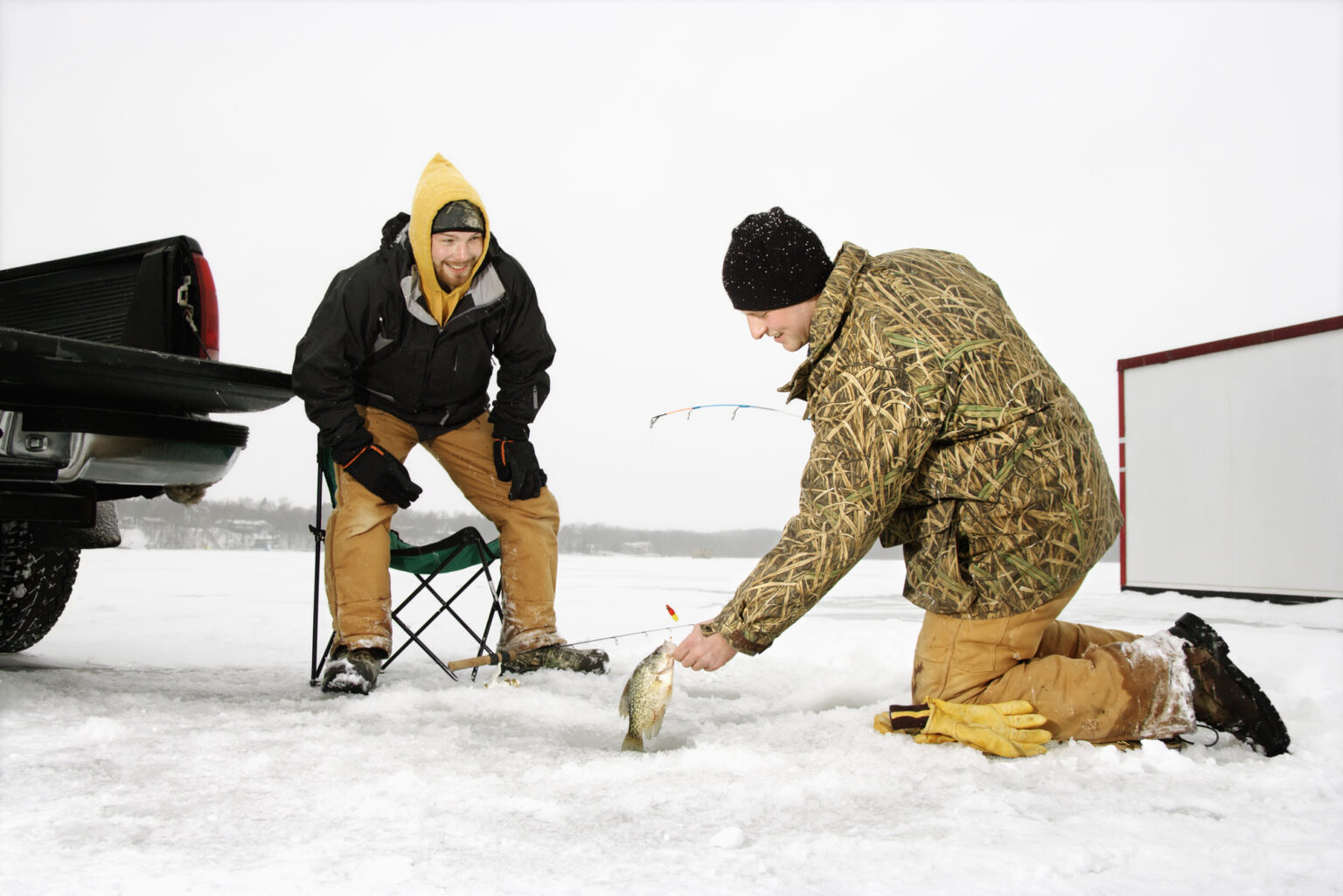 What Weight Line for Ice Fishing is Best? [Tried and True Info]